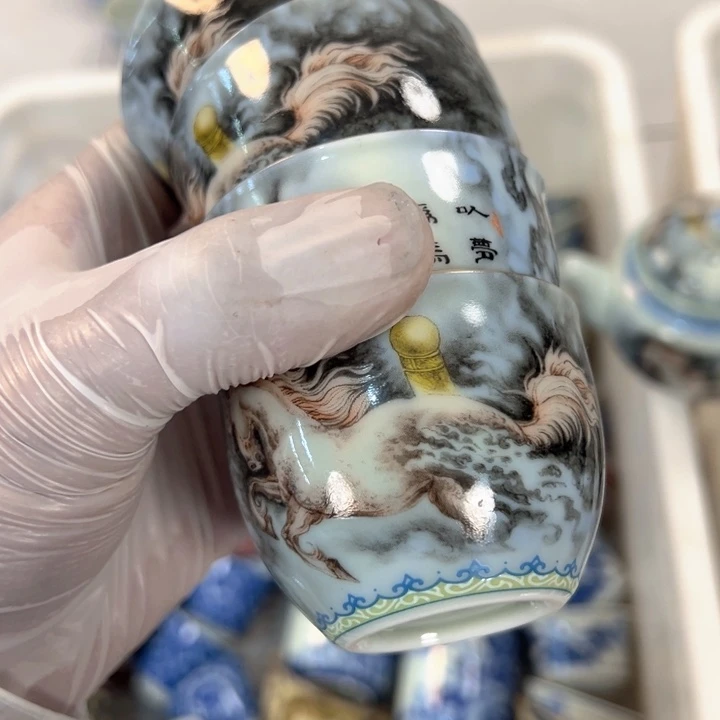 郑***億瓷片白青花粉彩梦马刚杯客杯全品拍一发六