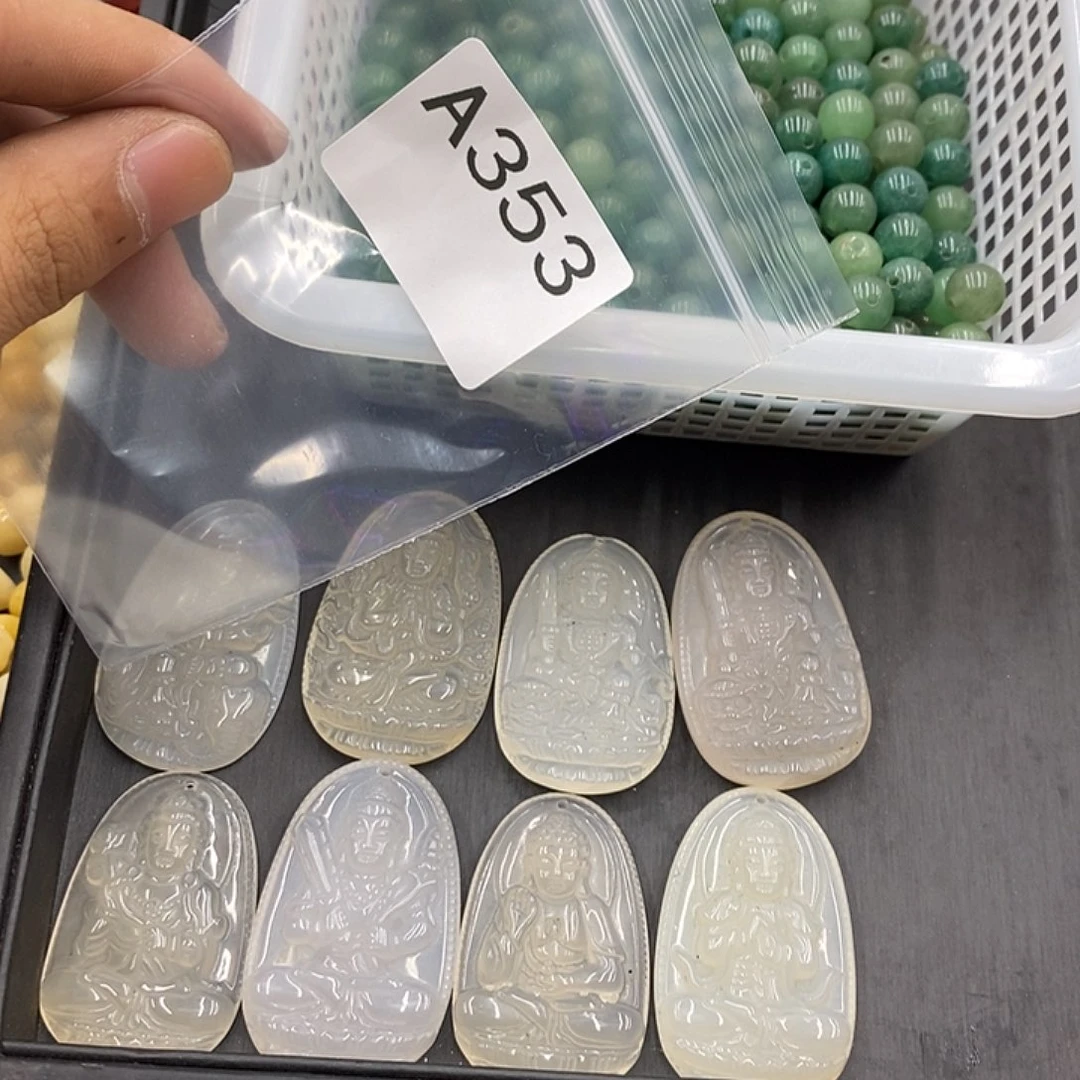 合金颈饰玛瑙/玉髓