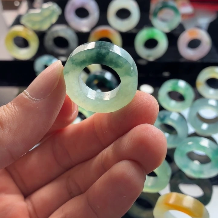 定制翡翠未镶嵌戒指9.5-23