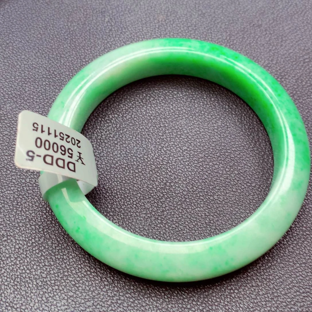 ****楚翡翠未镶嵌手镯翡翠