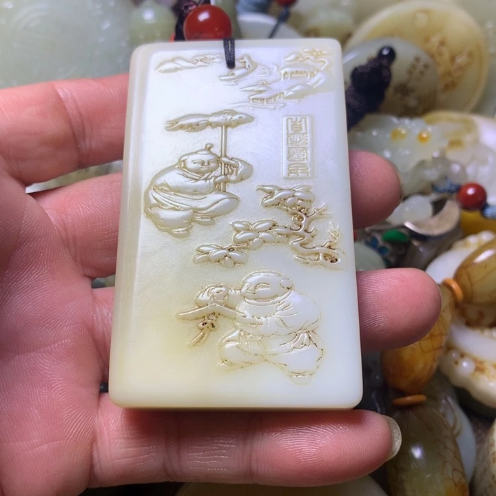 未镶嵌和田玉挂件斗*士