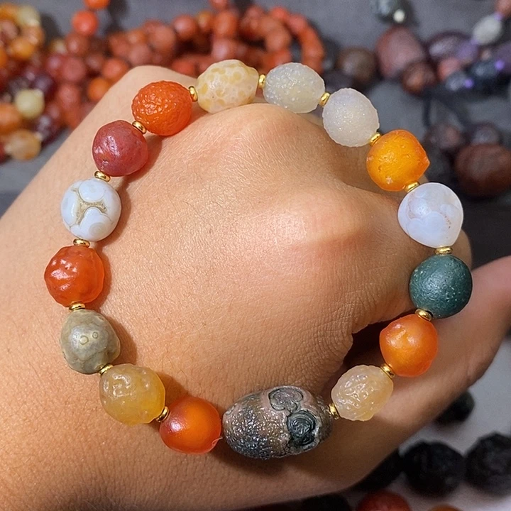 未镶嵌玛瑙/玉髓珠宝奇石