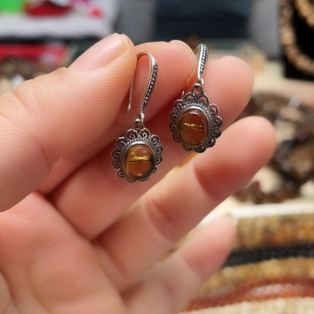 琥珀裸石未镶嵌大