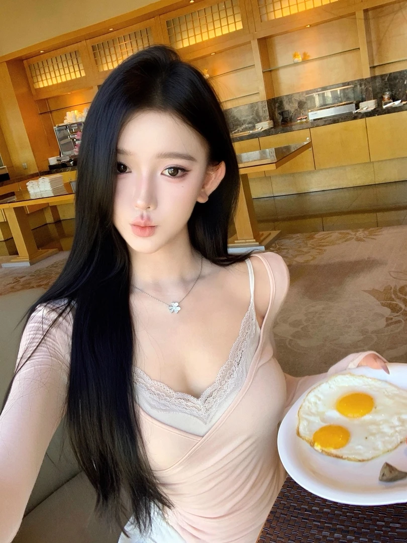 纯欲风辣妹褶皱V领真两件修身长袖T恤早秋内搭蕾丝花边吊带两件套