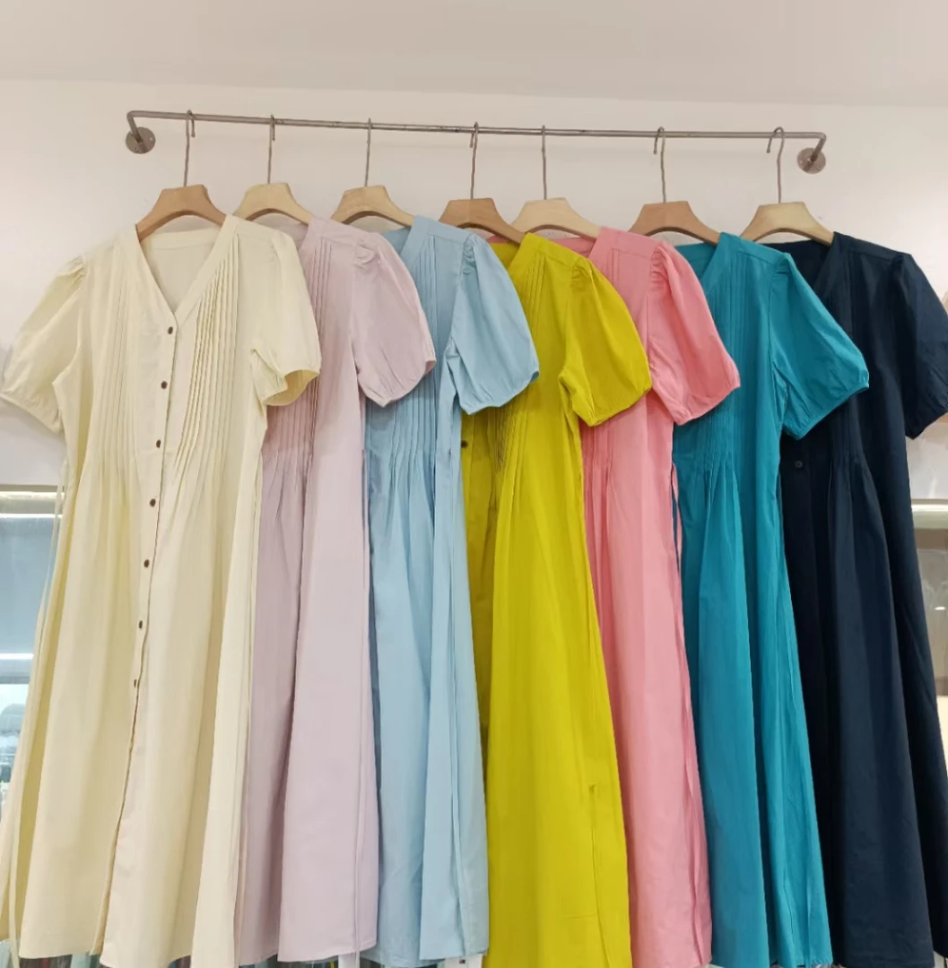 9101韩系v领泡泡袖压褶单排扣连衣裙显瘦宽松显瘦遮肉长裙子女