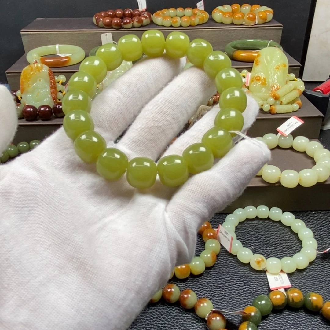 透闪石质玉未镶嵌手链