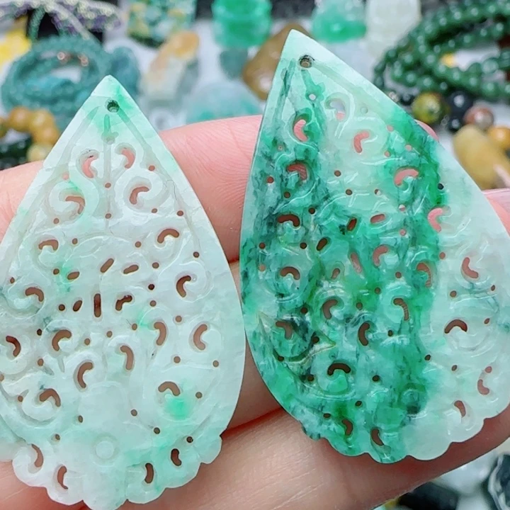 雪***花翡翠未镶嵌颈饰天然A货