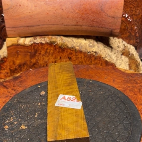 蓝***恤大果紫檀（缅甸花梨）