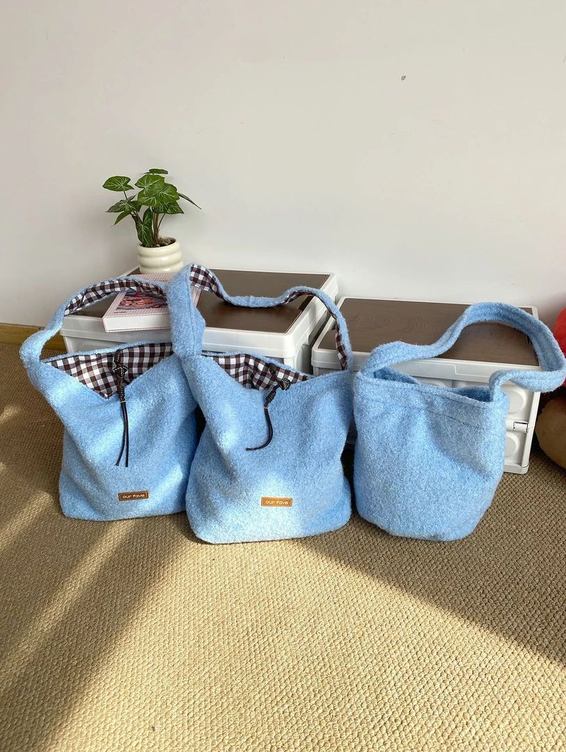 温柔baby蓝毛绒双面包 秋冬奶油色大容量慵懒风水桶包斜挎包时尚