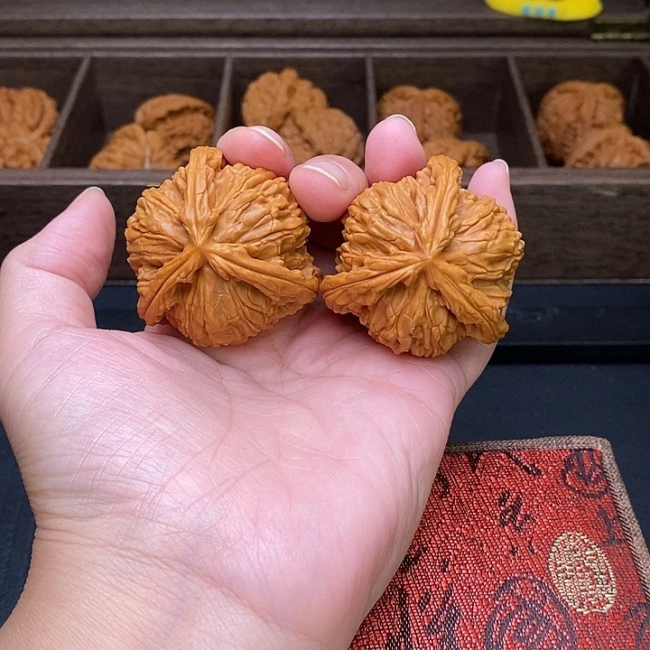 启***你把件文玩核桃白奔