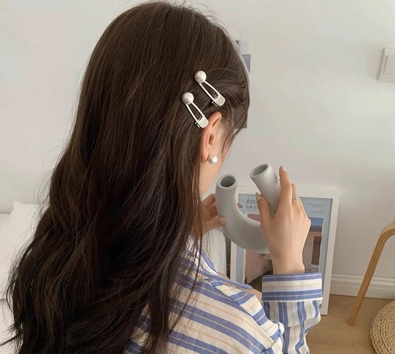 韩系简约百搭鸭嘴夹