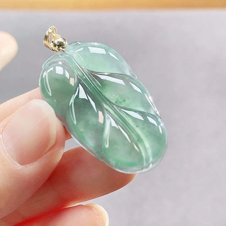 翡翠未镶嵌手镯（圆镯）