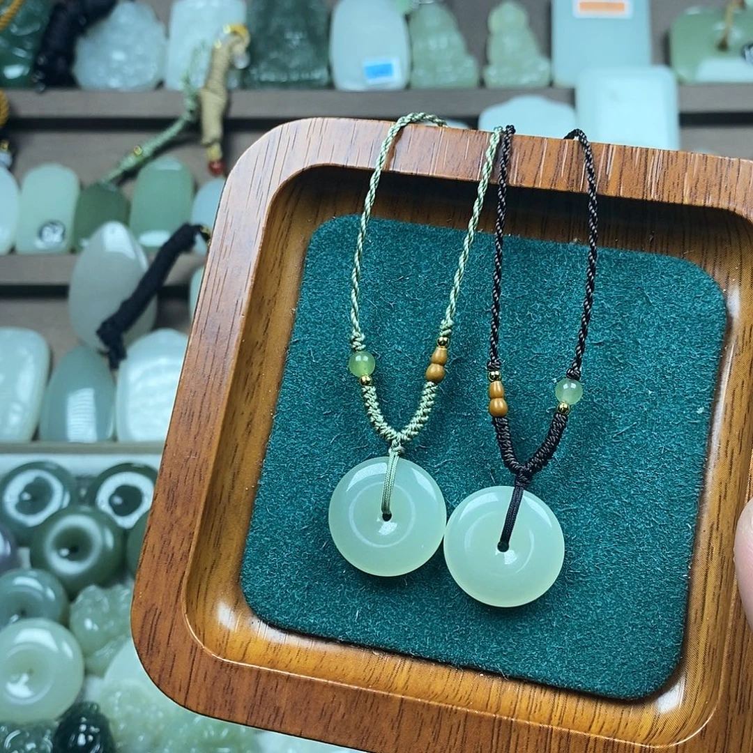 和田玉未镶嵌颈饰20mm平安扣多样性发1件