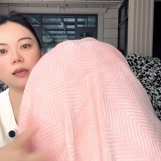 羊驼毛法兰绒粉色v被套180+200