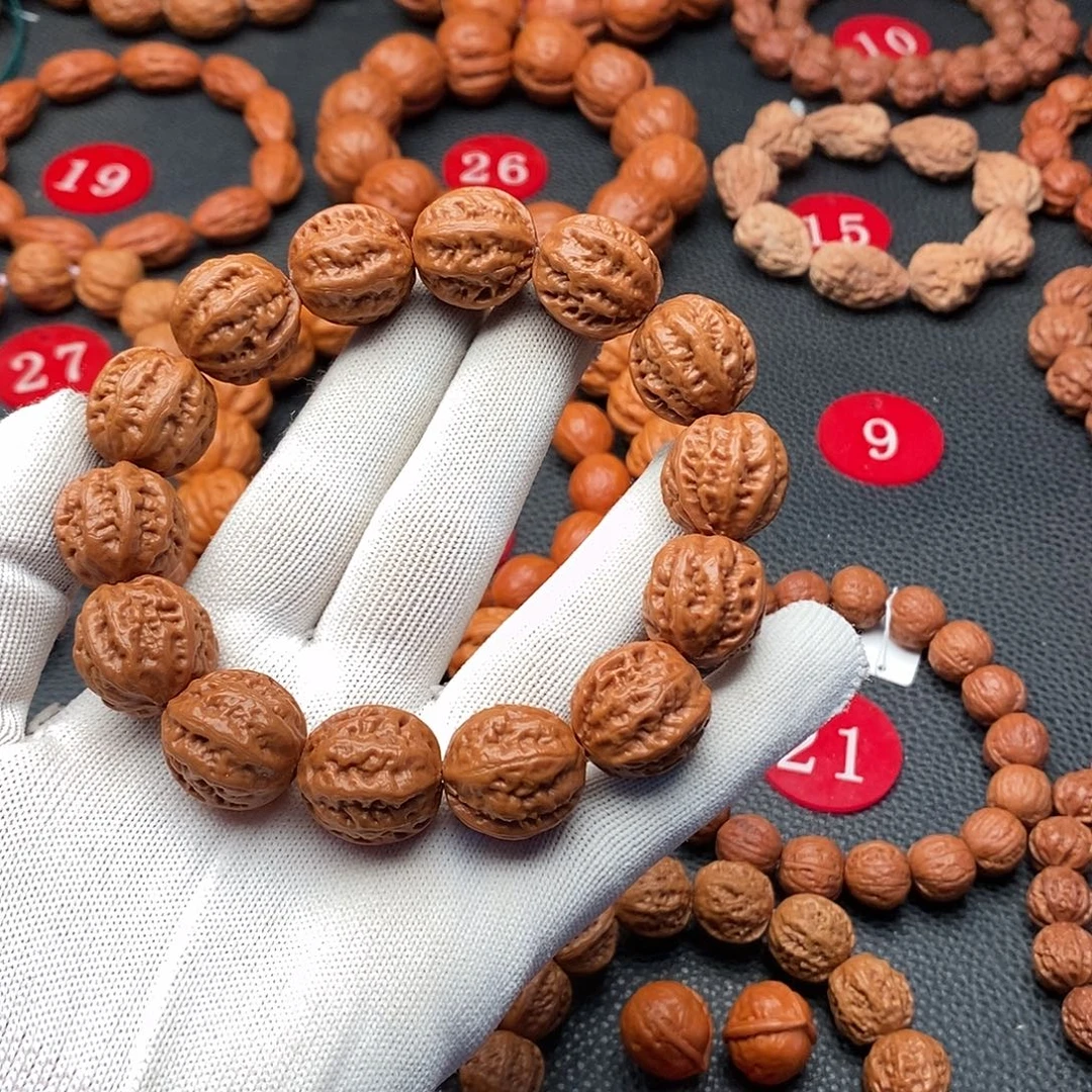 文玩核桃手串19尺寸京八