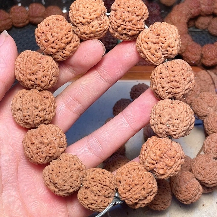 小****金刚菩提吊坠金刚