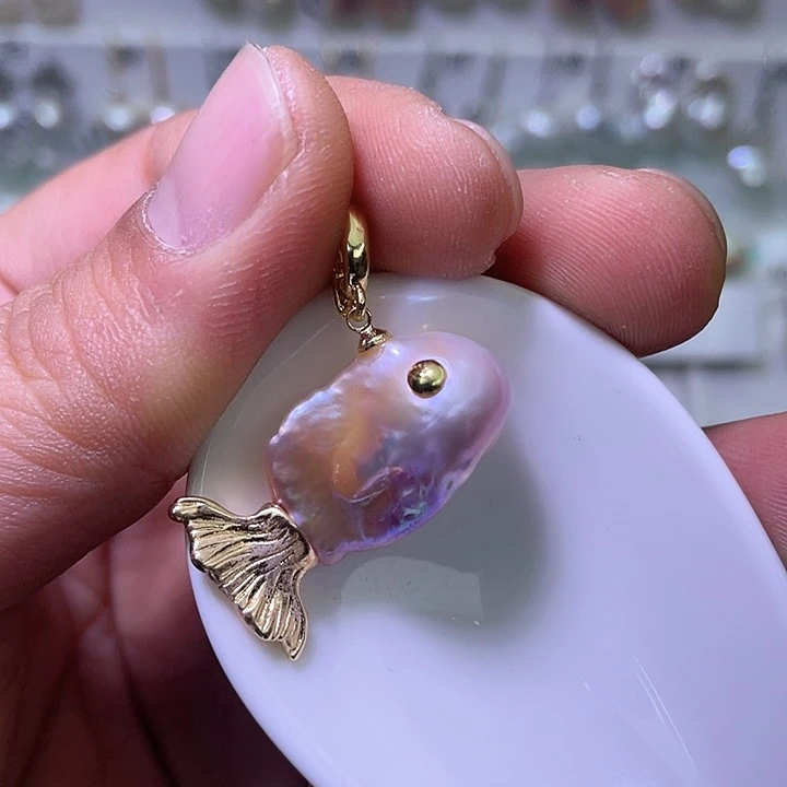 淡水珍珠颈饰未镶嵌18