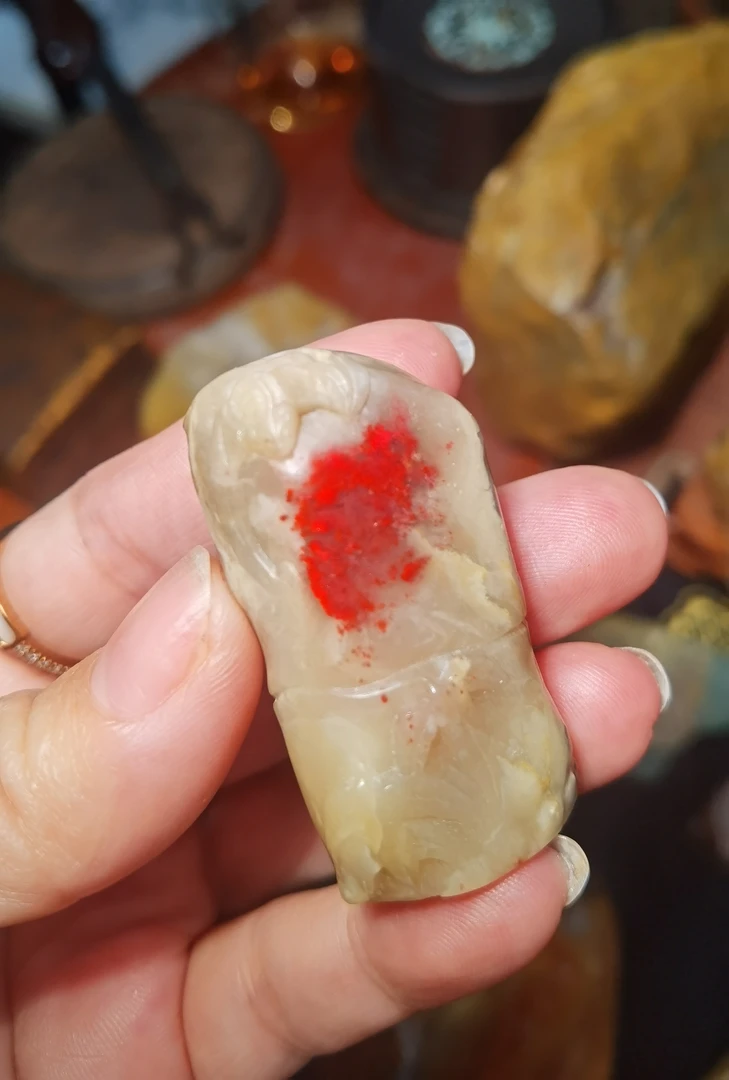 昌化鸡血石手把件，节节高