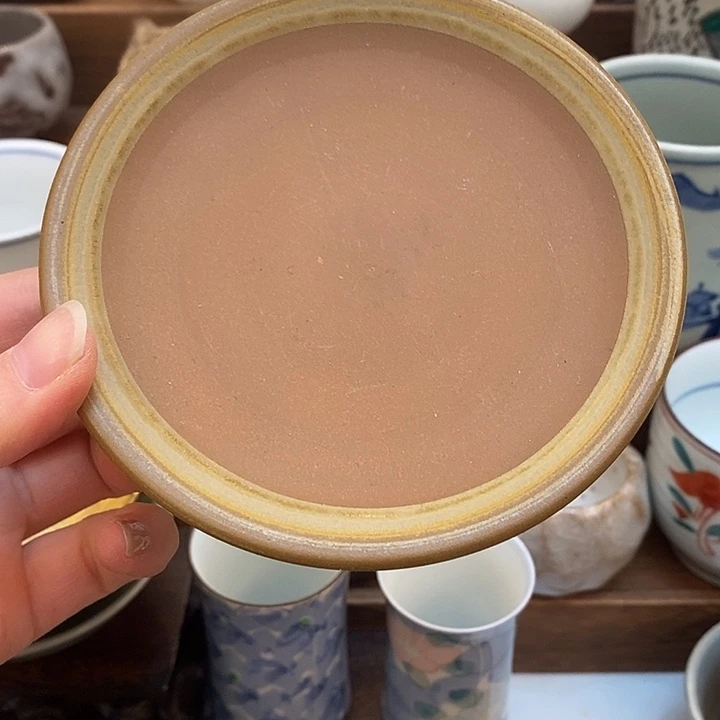 中古物品默认微瑕，谨慎参拍，满18包邮！