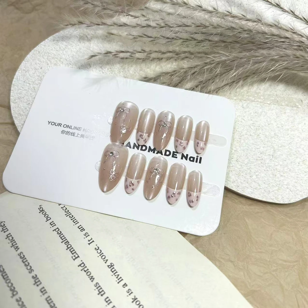 粉色法式豹纹魔镜粉蝴蝶结高级感穿戴甲片夏季新款