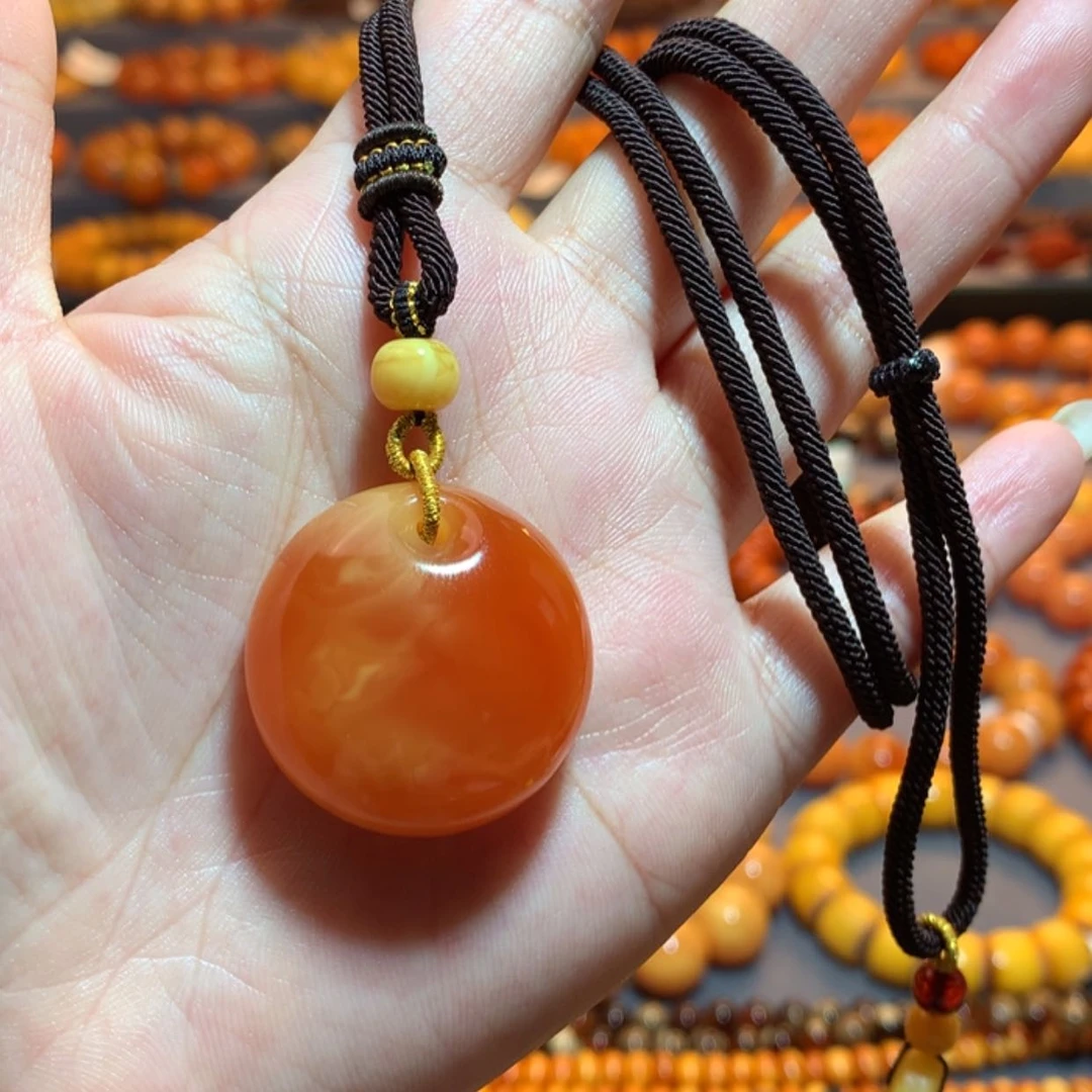 【闪购商品】蜜蜡吊坠(赠链)未镶嵌