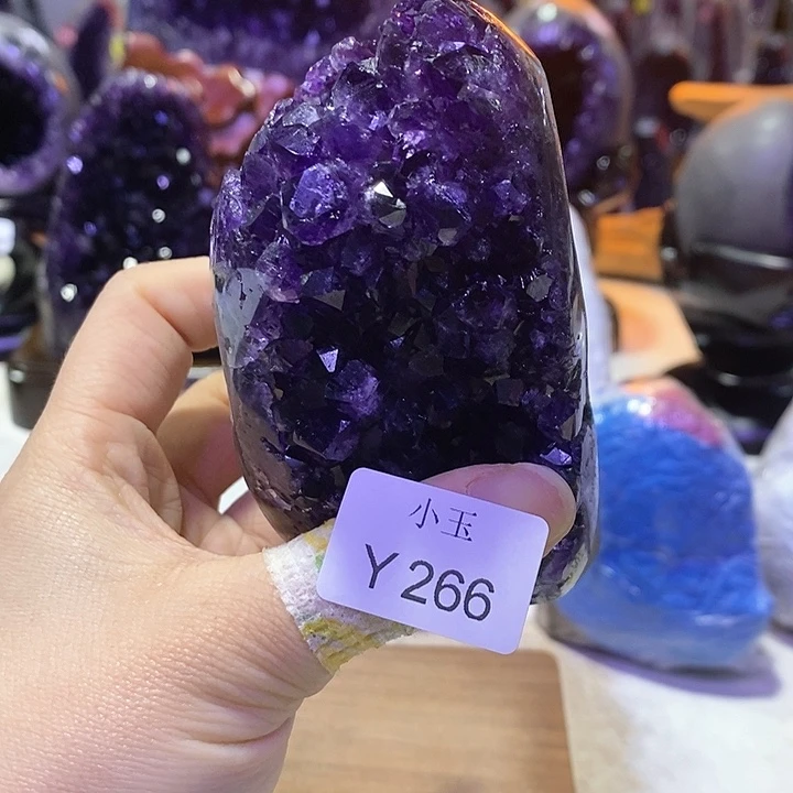 水晶摆件未镶嵌摆件