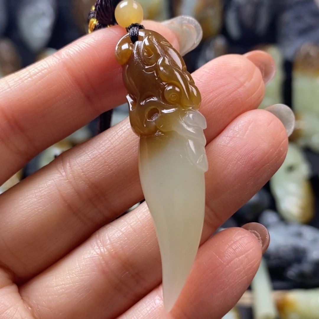 和田玉未镶嵌挂件