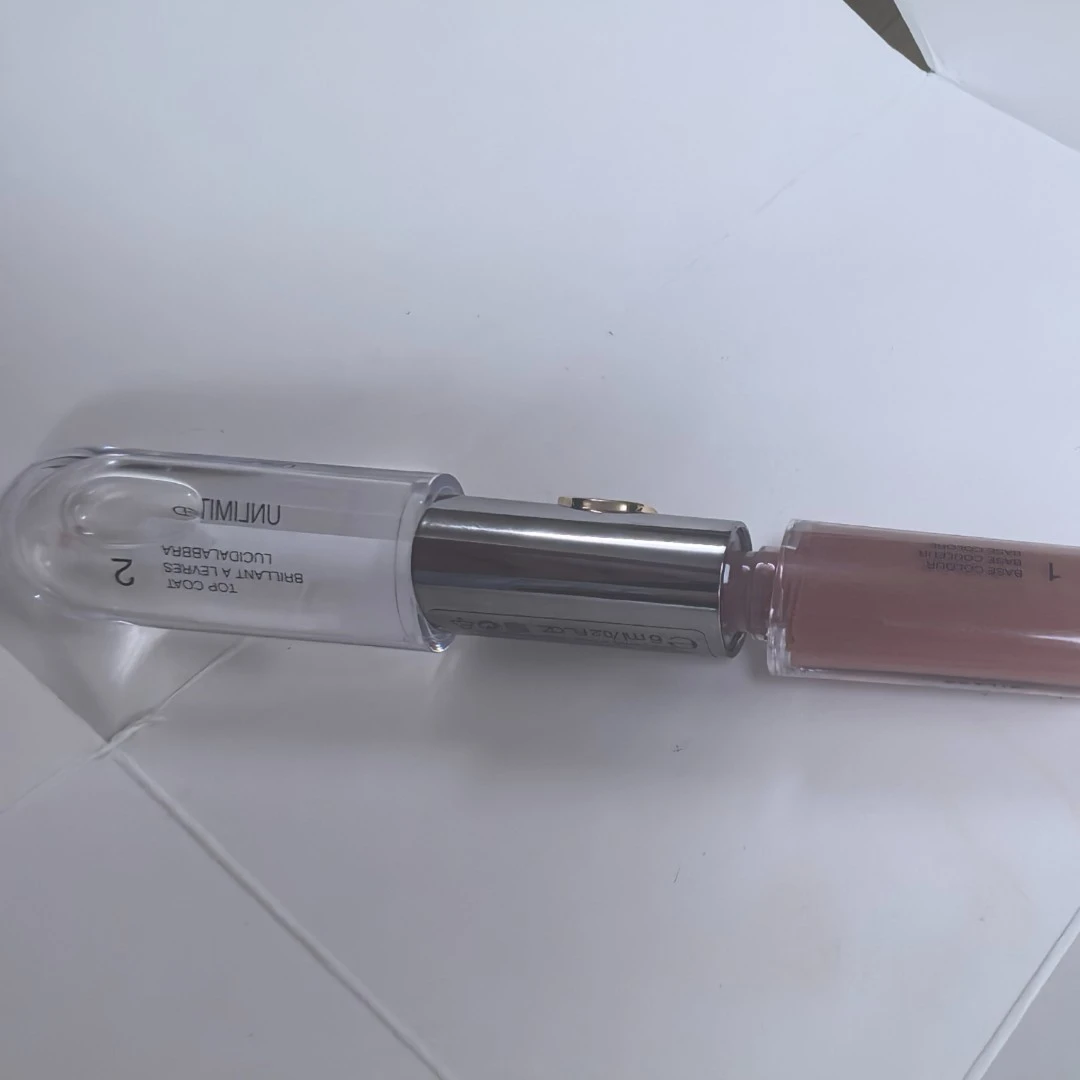 B061不沾杯水光双头唇釉/工具