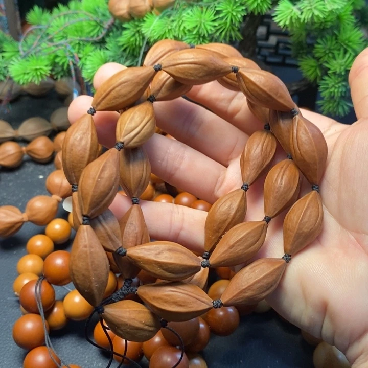 橄榄核手串1.35*2.7原籽28颗