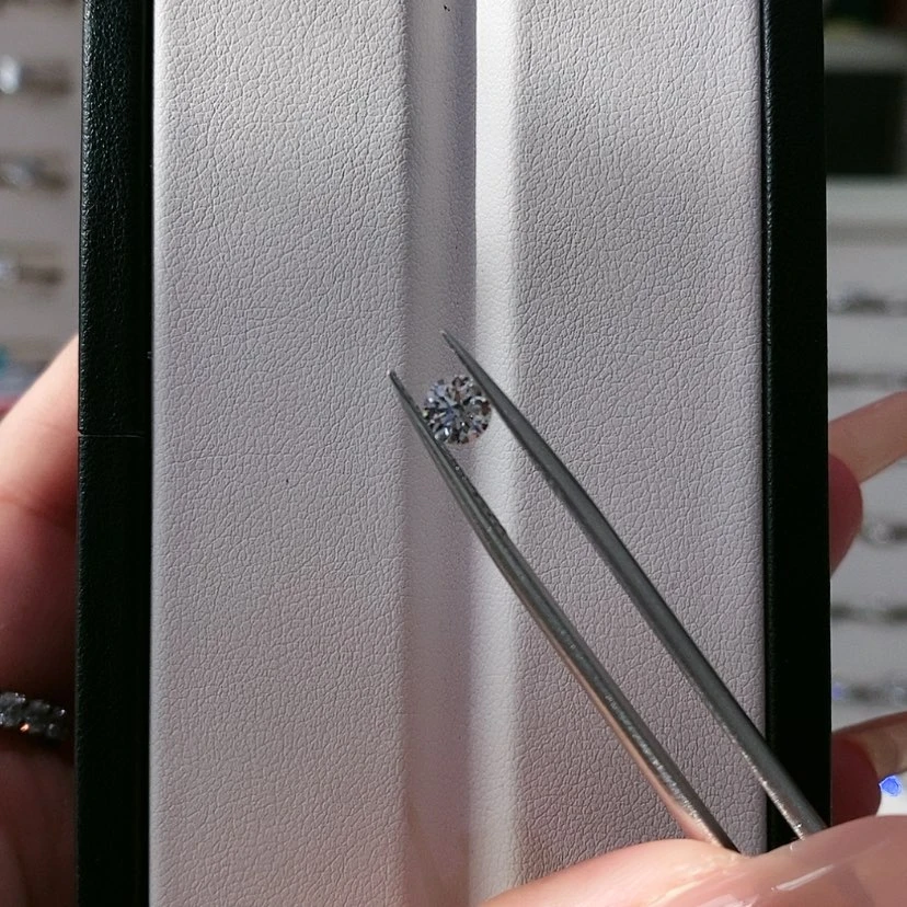 【闪购商品】合成碳硅石925银爱****耻