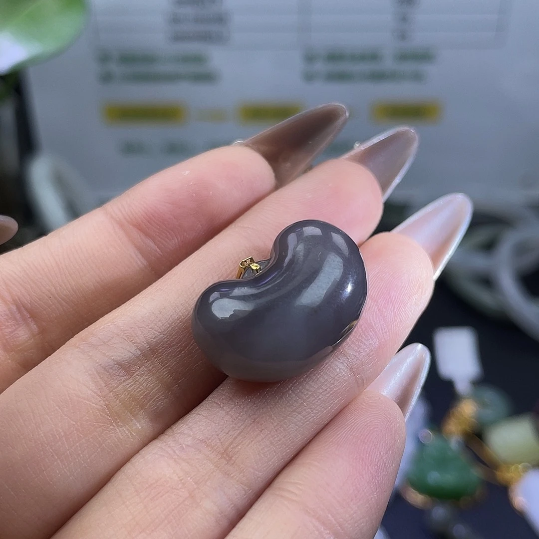 南红玛瑙18K金镶嵌颈饰