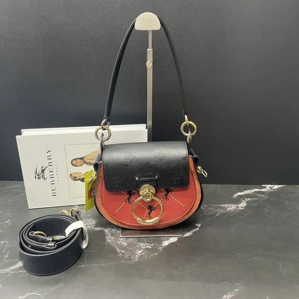 95新/蔻依/包包/市场价15999/250219CZ0038