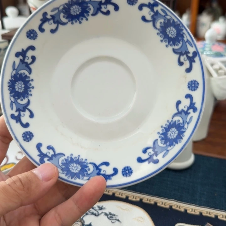 中国高坡青花杯碟