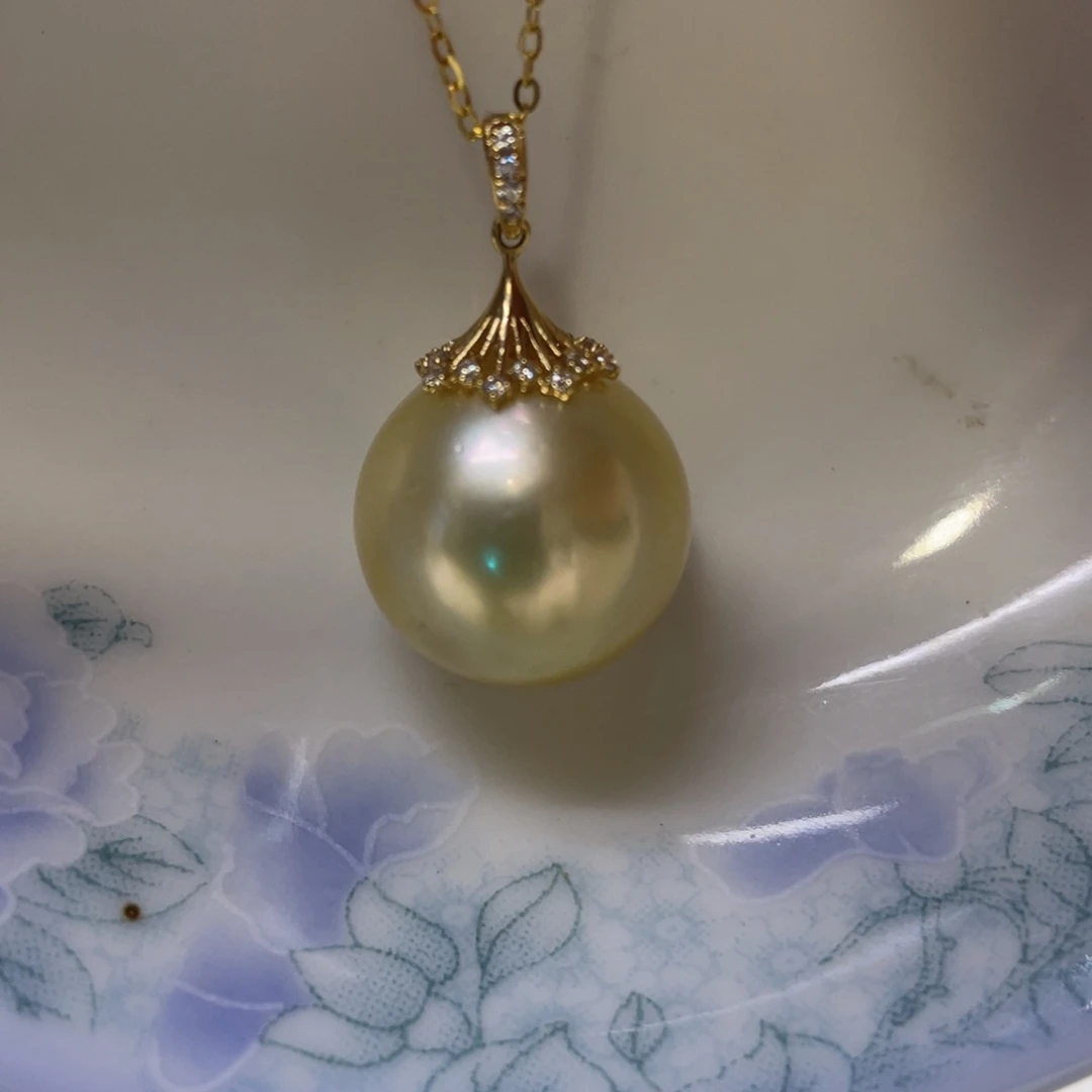 18K金镶嵌海水珍珠颈饰14-15