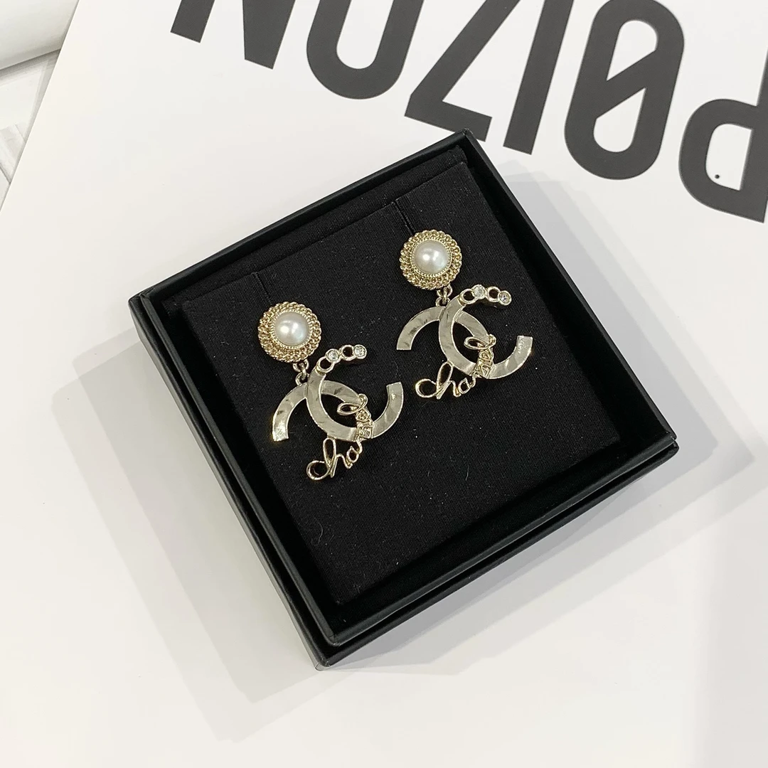 99新 Chanel/香奈儿 Chanel香奈儿22p双C珍珠水钻耳环