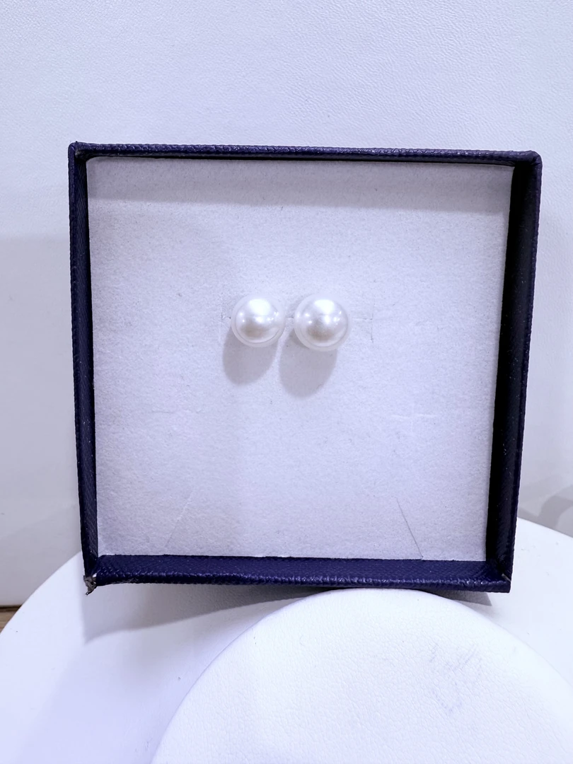9mm天然淡水无核珍珠耳钉S925银镶嵌，假一赔十白色时尚简约经典