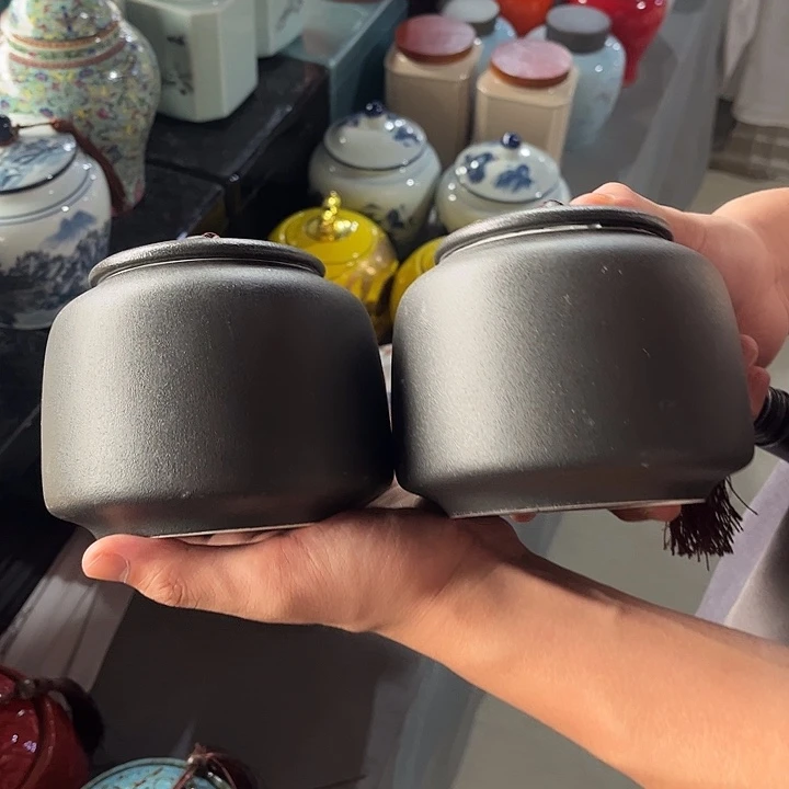 罐润鹏陶瓷精选高档陶瓷茶叶罐
