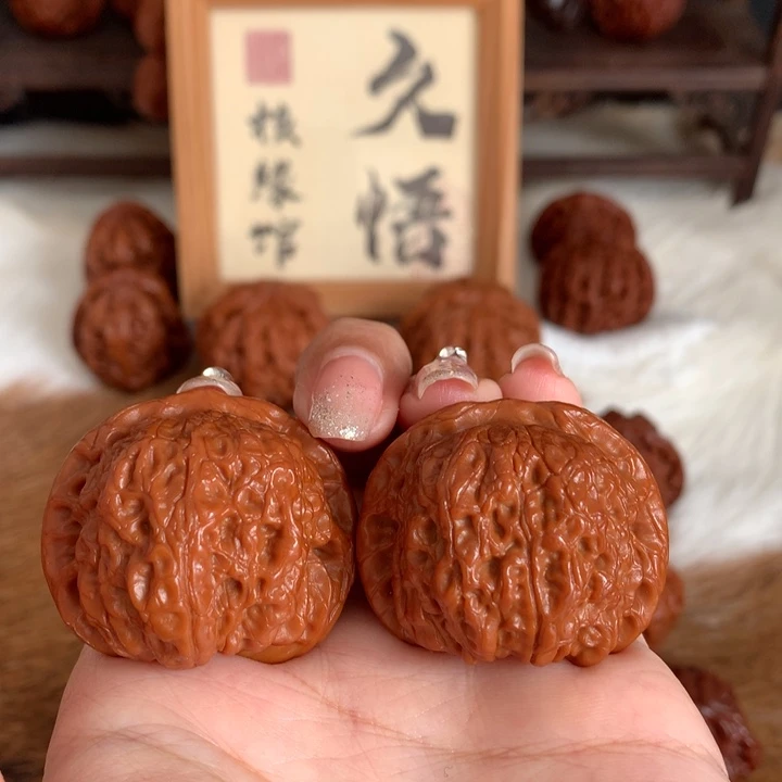 文玩核桃把件赵****做40全品血麒麟