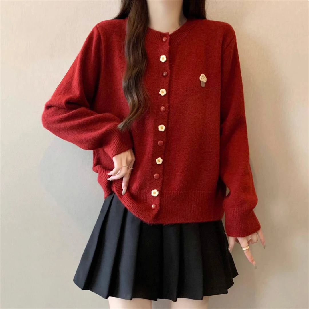 大码胖MM刺绣正肩新年红色毛衣外套女秋冬韩系宽松遮肚针织衫上衣