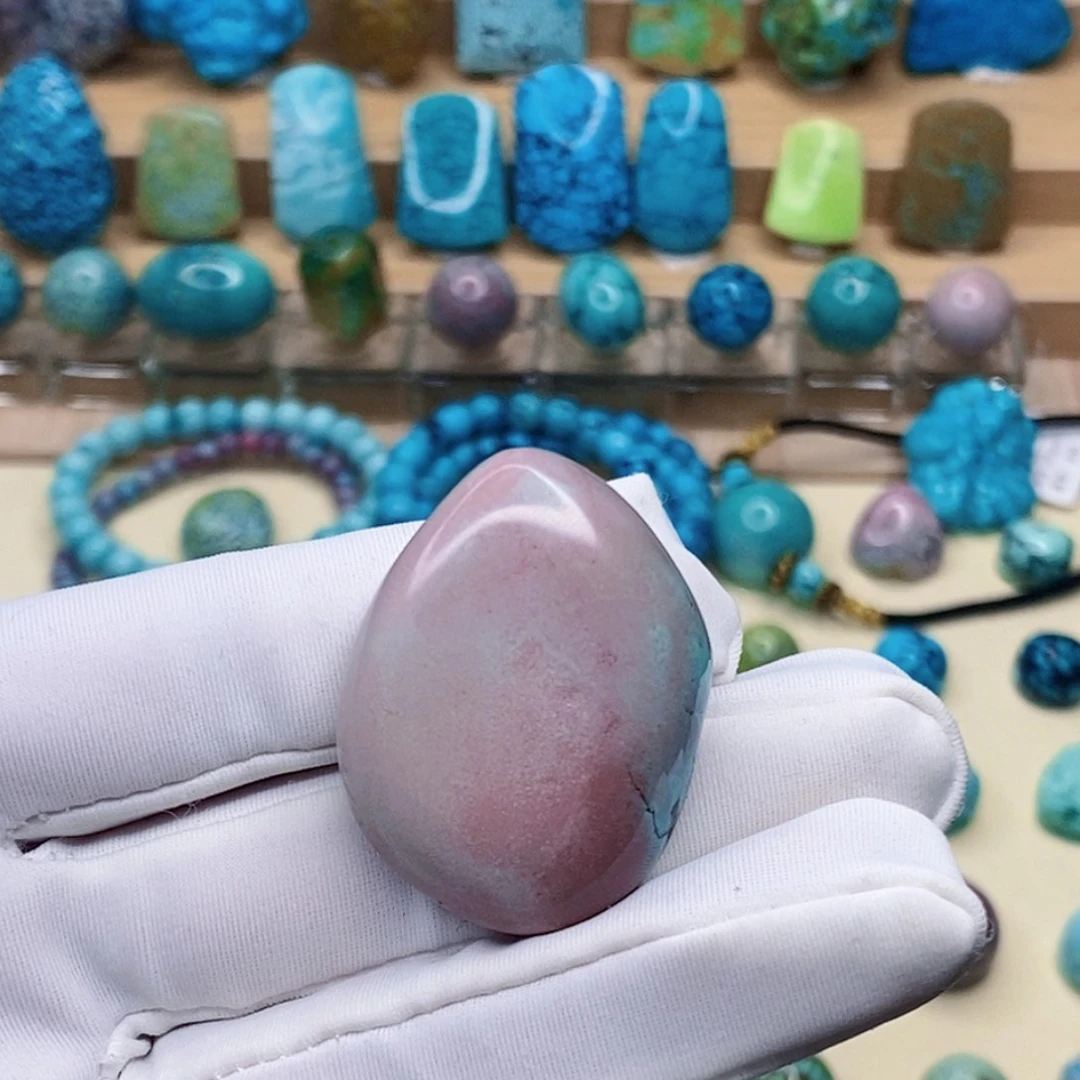 绿松石未镶嵌珠宝奇石