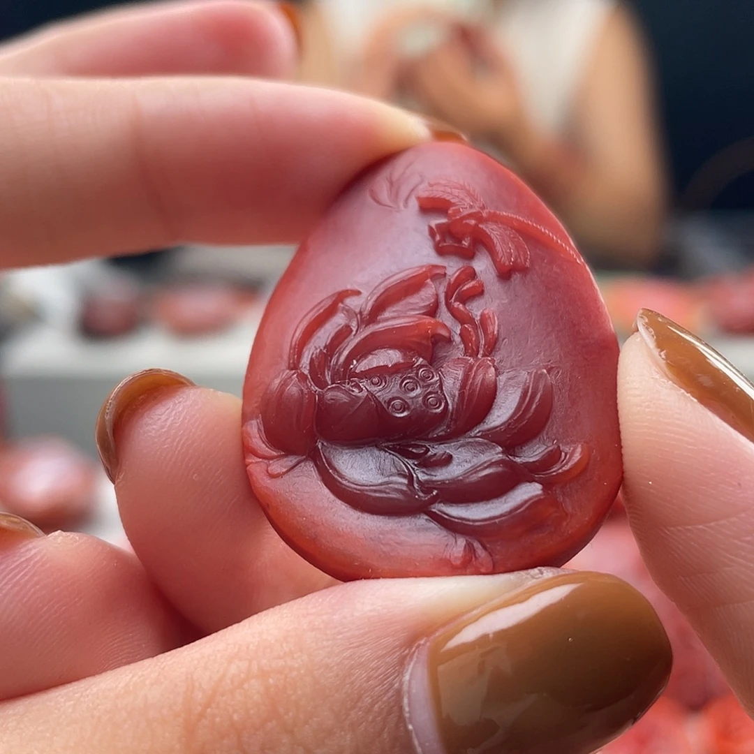 定制南红玛瑙未镶嵌