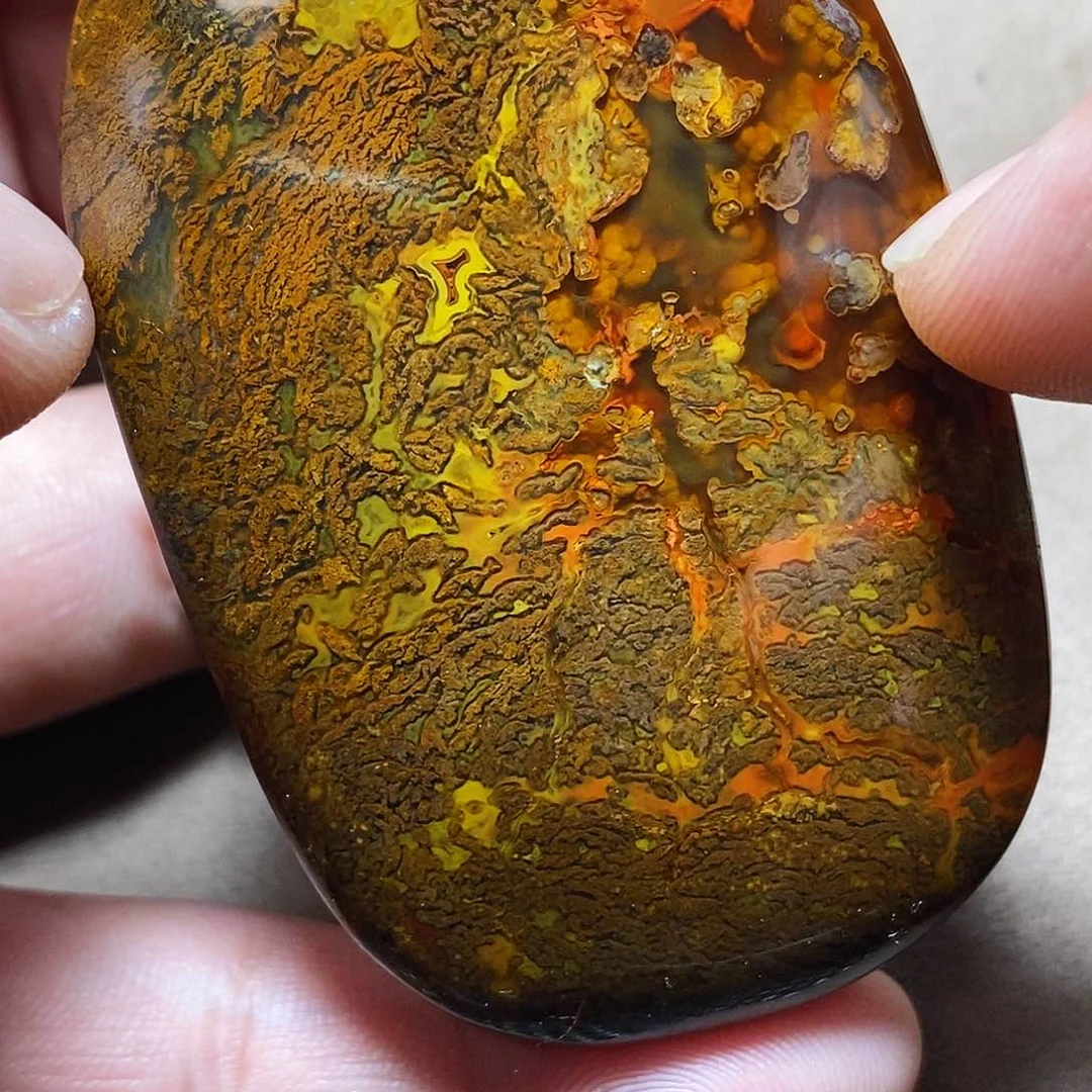 玛瑙/玉髓颈饰未镶嵌维*