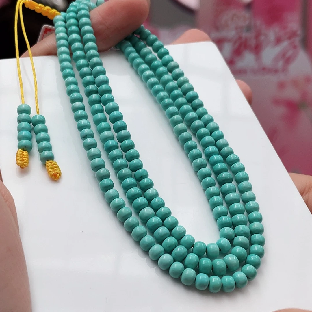 绿松石颈饰未镶嵌