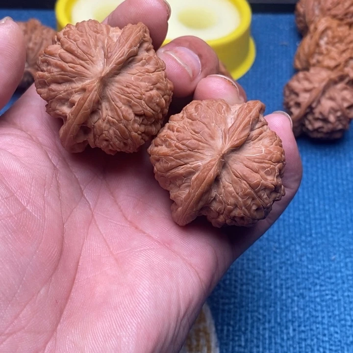 ****中核桃手串/手链血麒麟