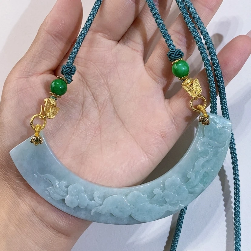 【闪购商品】翡翠未镶嵌颈饰吊坠