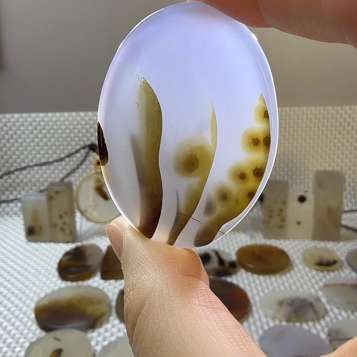 玛瑙/玉髓未镶嵌吊坠(不含链)46