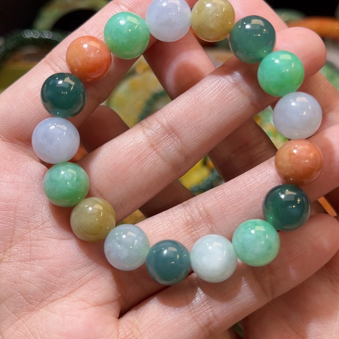 翡翠未镶嵌颈饰待编织