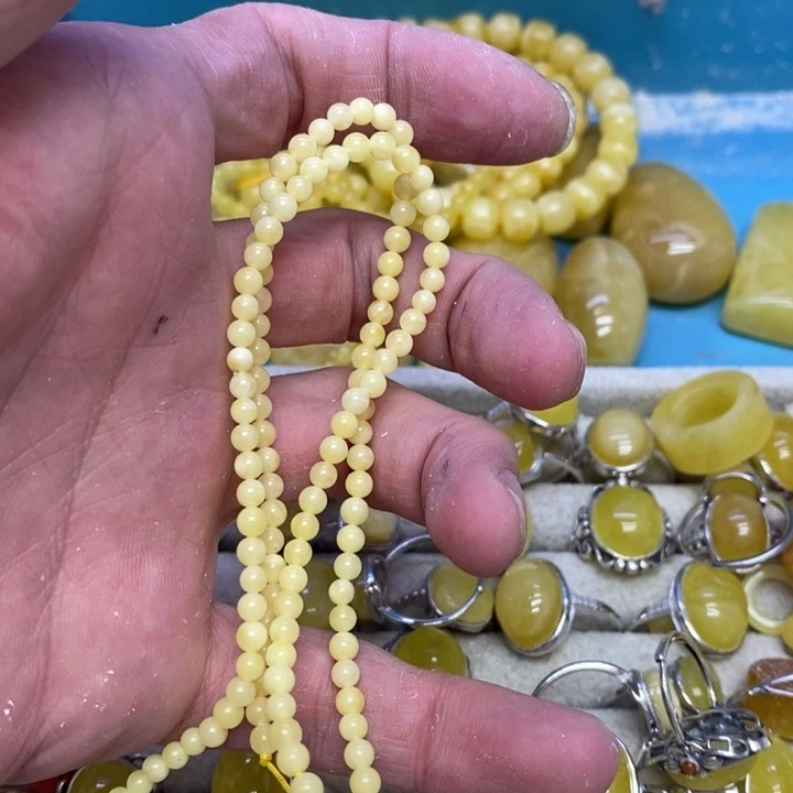 蜜蜡裸石未镶嵌多样性发货