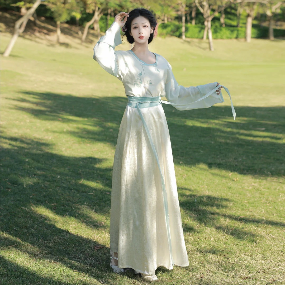 晓鹿水花信风原创改良汉服唐制坦领衫假两件破裙套装春款日常绿