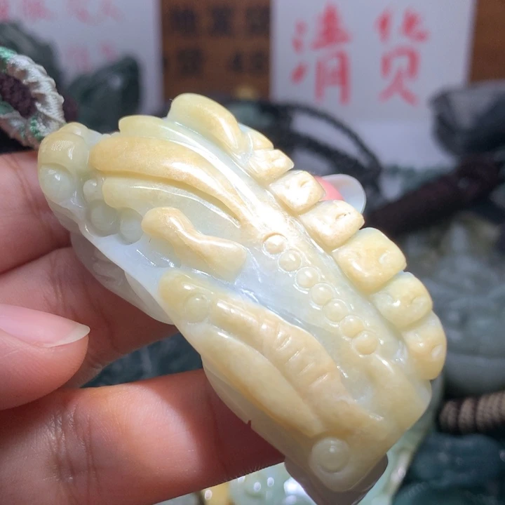 翡翠颈饰未镶嵌保真天然A货翡翠